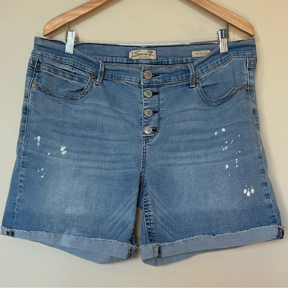 Seven7 Jean Shorts Womens Size 16 Blue Sexy Relaxed Cuffed BleachDots Button Fly